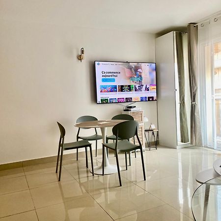 3 Pieces- Vieux Port- Terrasse - Parking Possible Apartment Cannes Exterior photo