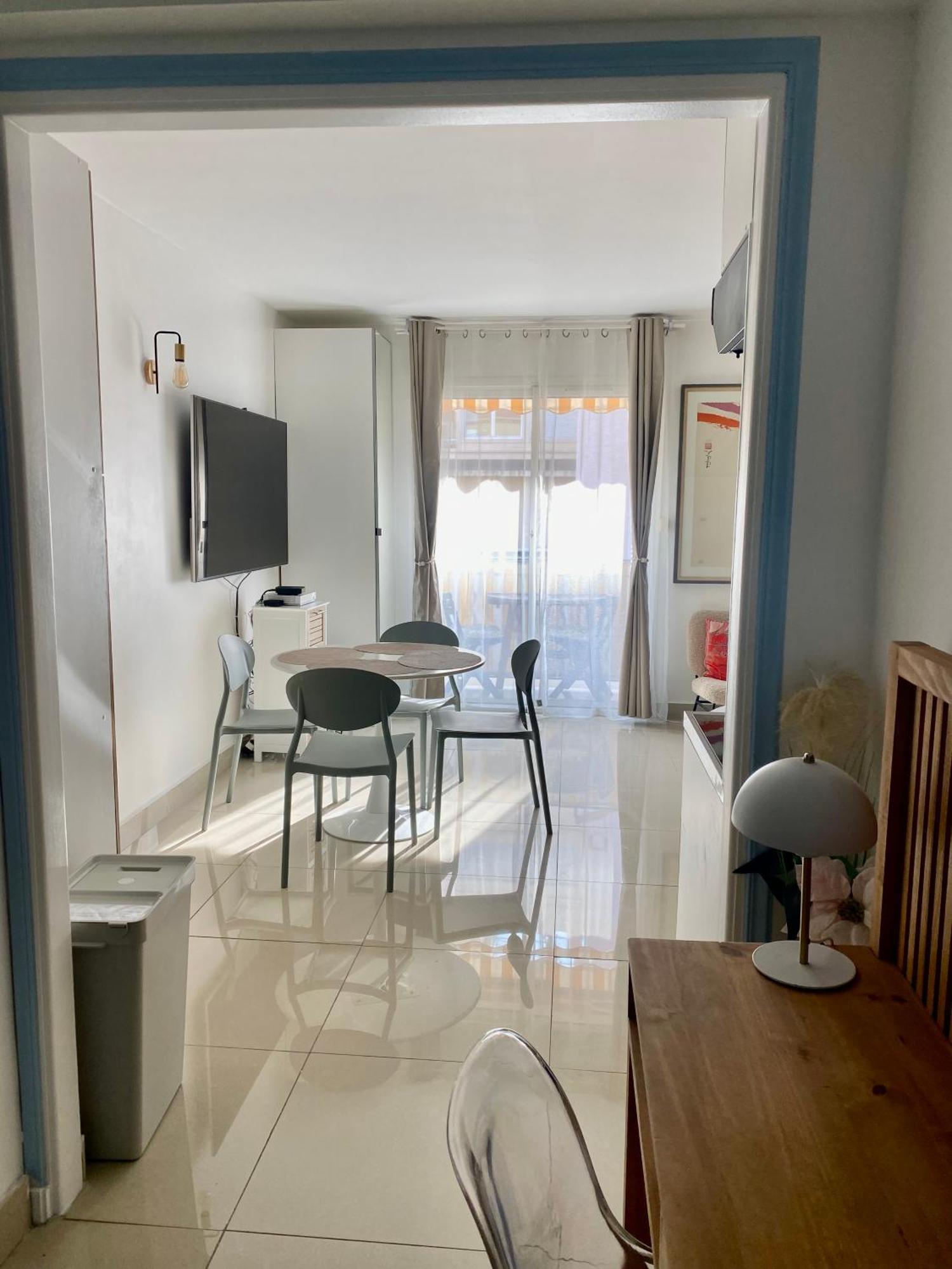 3 Pieces- Vieux Port- Terrasse - Parking Possible Apartment Cannes Exterior photo